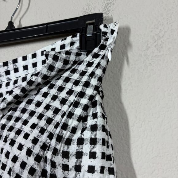 Minkpink Womens XS Gingham Shorts Black Pleated Flared High Waisted Pockets - Picture 7 of 10